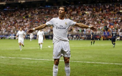 华体会精华-中场休息主帅发飙